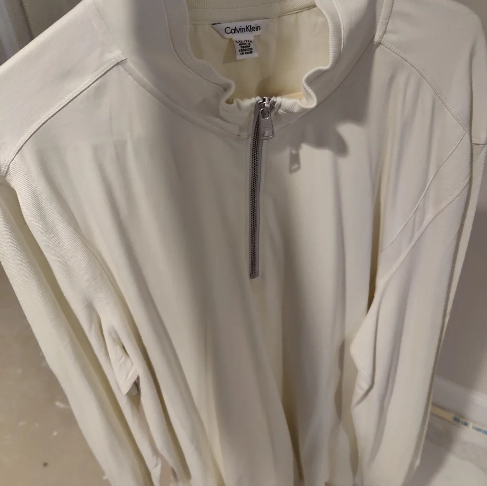 Never worn - Picture 2 of 3